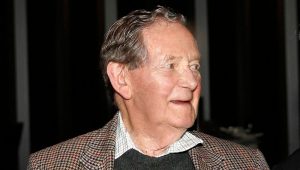 Obituary: Pharmacist Hinton Lowe a generous friend