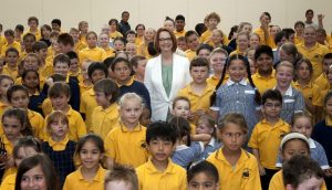 Sign up for Gonski or lose millions: PM