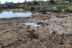 Residents damn Skeleton Creek works