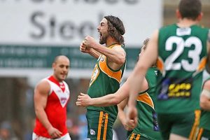 Wyndham kicks football goals