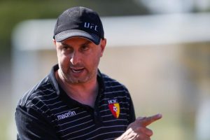 Blinkers on for Hoppers Crossing