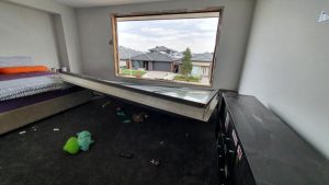 High winds cause window blowout