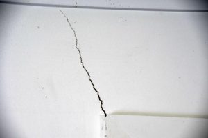 Investigation into public, community housing complaint handling