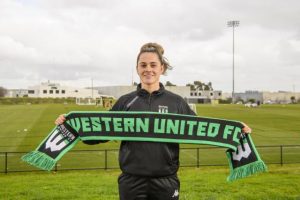 United announce first women’s signing