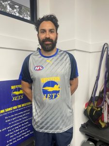 Dennis-Lane jumps at Jets chance