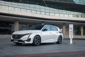 Stylish electric hatchback from Peugeot