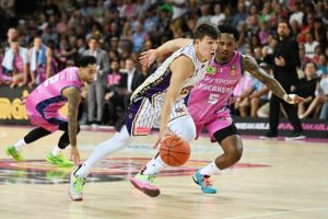 Vasiljevic earns exhibit 10 contract