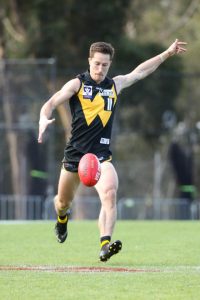 Hanson reaches game 100