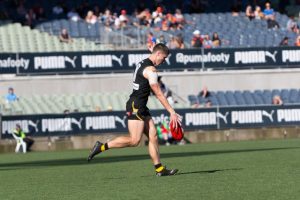 Hanson hangs up the boots