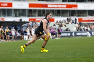 Hicks, Conway re-sign, Bennett returns to Werribee