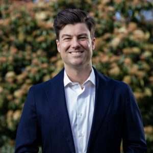 Labor holds the west