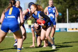 Jets girls hold strong