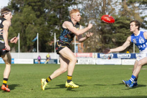 Four re-sign for Werribee