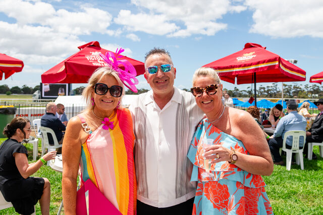 Dead heat at the Werribee Cup