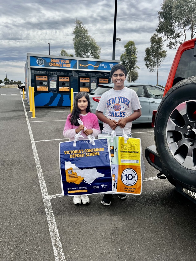 Bottle-hunting siblings clean up and cash in