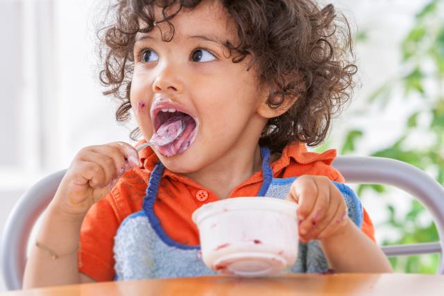 Toddler snacks on Australian supermarket shelves fail sugar recommendations