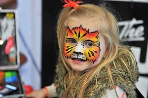 Singing shopping and face painting. Community calendar – June 29, 2016