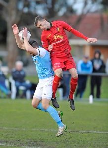 Hoppers Crossing close the gap on top two