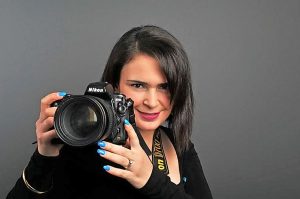 Capturing the bond between mothers and daughters for Family Portrait Month