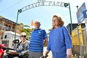 Residents of Werribee South caravan park fear eviction
