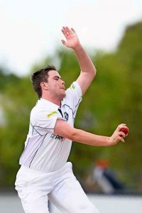 Hoppers Crossing catches a late break