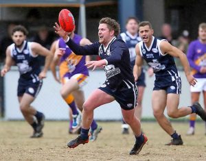 Hoppers Crossing blows its chance against Altona